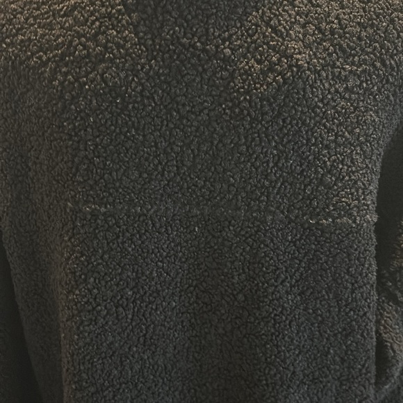 Shacket - Picture 8 of 8